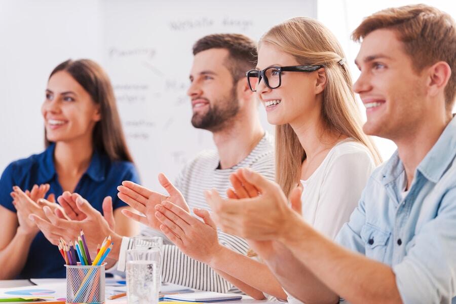 Тренинг самопрезентации. Деловые люди дай пять. Mobile Team Group. Prezentarile.