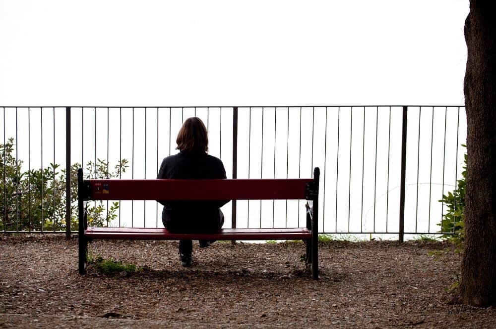 Одиночество как тихий убийца: мир охвачен эпидемией одиночества 