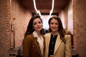 LAV Community Виктории Рудычевой представило в Милане лекцию Дарьи Оскин «Культурный код Милана»